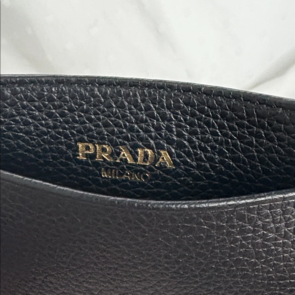 Prada Black Pebbled Leather Flat Card Holder - Brand New in Box - Picture 4 of 8
